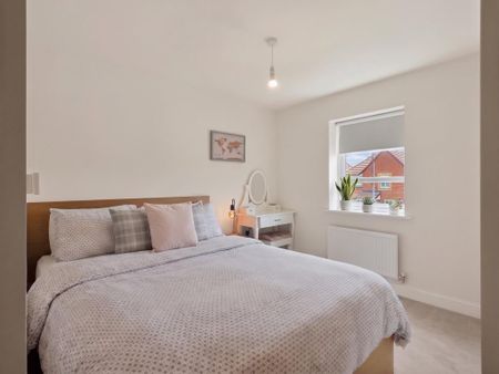 3 bedroom semi-detached house to rent - Photo 5