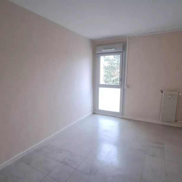Location appartement T3 64.10m² à Fismes (51170) - Photo 1