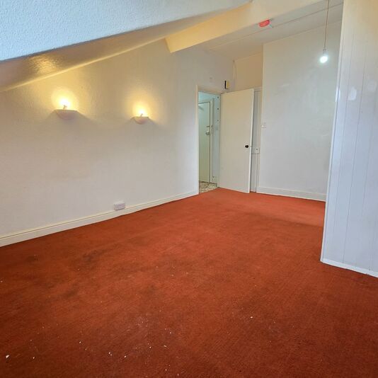 Flat 6, 26 Ramshill Road, Scarborough - Photo 1