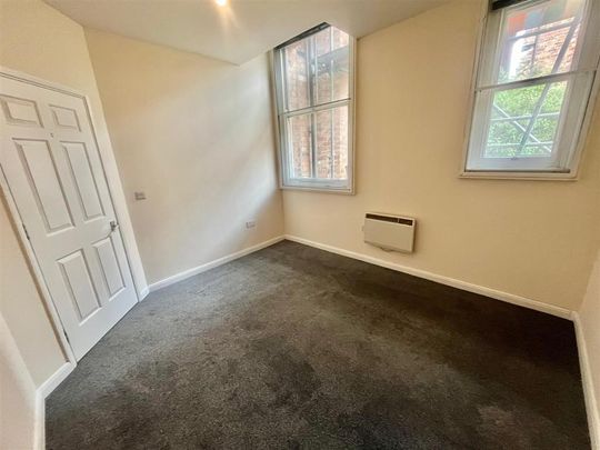 Wollaton Street, Nottingham - Photo 1