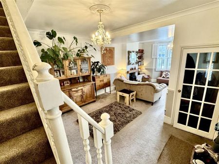 3 bedroom detached house to rent - Photo 4