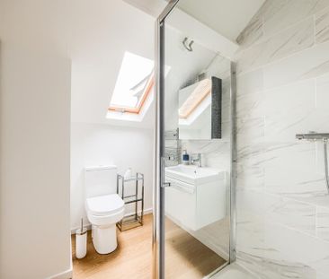 2 bedroom flat to rent - Photo 2