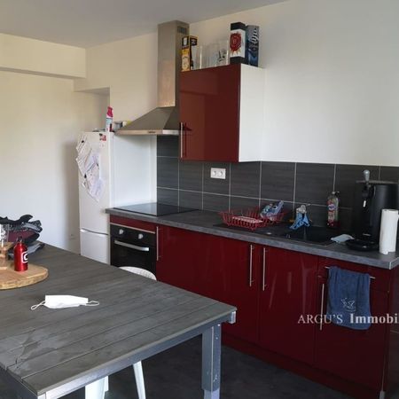 Location Appartement 2 pièces 55m² - Photo 3