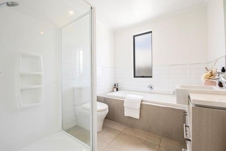 STONEFIELDS - 2 BEDROOMS - TERRACE HOUSE - Photo 5