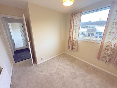 4 bedroom terraced house to rent - Photo 5