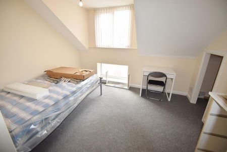 4 bedroom house share to rent - Photo 4