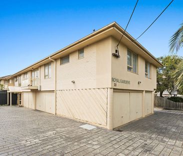 Elevated, New Paint, Carpet and Blinds! - Photo 6