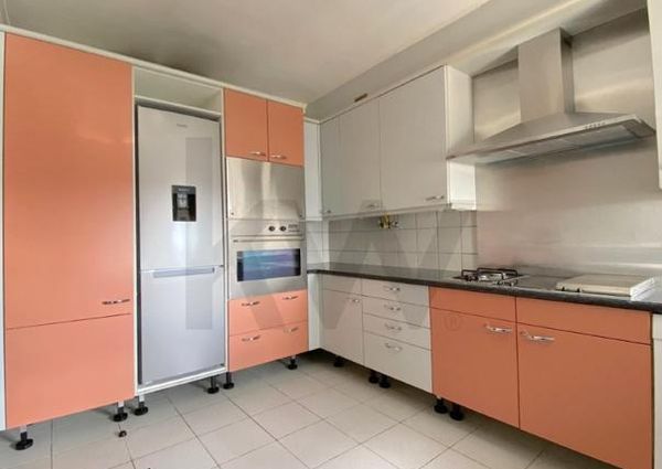 Apartamento T3 em Lisboa