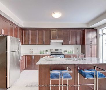 For Lease - 275 Bloomington Road, Richmond Hill, Ontario - Photo 4