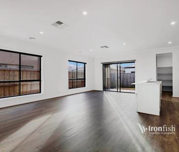 4 Bed, 2 Bath - Photo 4