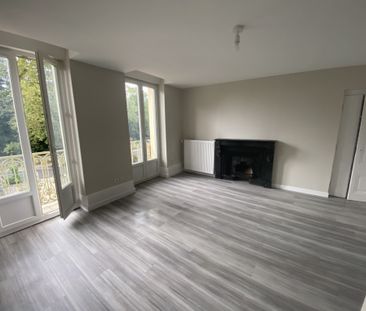 Location Appartement 2 pièces 62m² LE CREUSOT 71200 - Photo 4