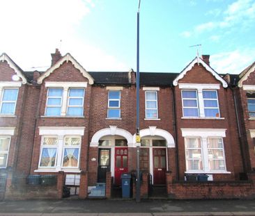 2 bedroom maisonette to rent - Photo 6