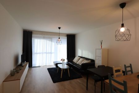 Gelijkvloers 2-slaapkamer appartement met terras - Foto 2