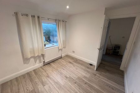 Potters Field - Photo 4