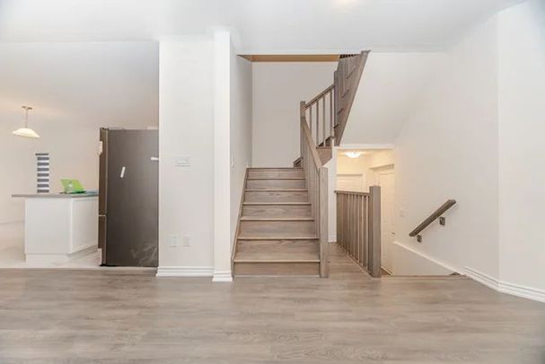 For Lease - 81 Mckernan Avenue, Brantford, Ontario - Photo 1