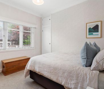 Beautifully Presented Home in The Bays - Photo 1