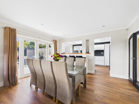 5 bedroom chalet to rent - Photo 4