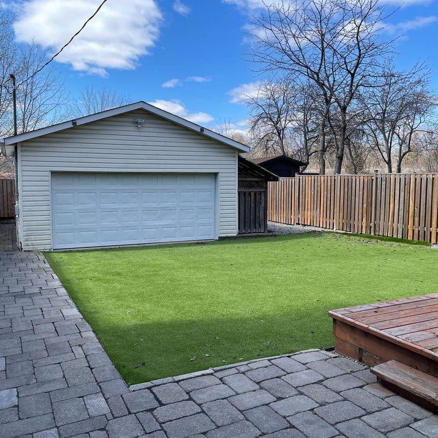 For Lease - 1084 Haig Boulevard, Mississauga, Ontario - Photo 1