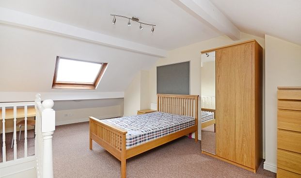 Great 3 bedroom property with 2 bathrooms - Photo 1