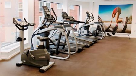 Large Double En-Suite - Photo 5