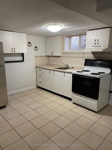 For Lease - 8 Thorncroft Crescent, Ajax, Ontario - Photo 3