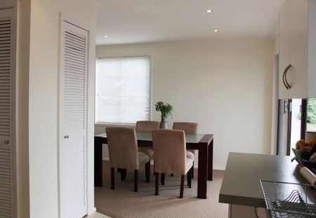 1 / 8 Kingsley Avenue - Photo 2