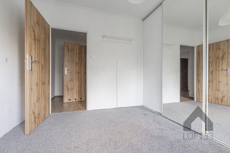 Przestronne mieszkanie do wynajęcia na Gigancie w Jaworznie | Spacer 3D - Zdjęcie 3