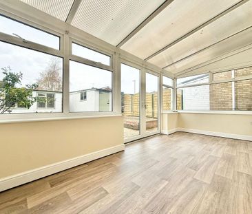 3 bedroom detached house to rent - Photo 3