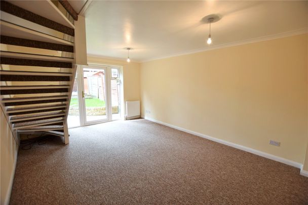 2 bedroom House in Daventry Court, Bracknell - Photo 1