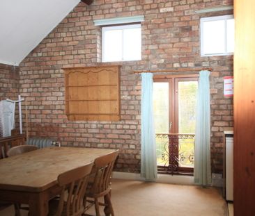 1 Bedroom , Chester - Photo 3