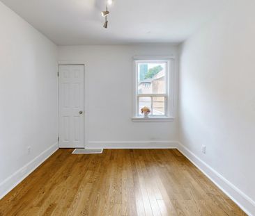 For Lease - 14 Franklin Avenue Unit# Main Fl, Toronto, Ontario - Photo 2