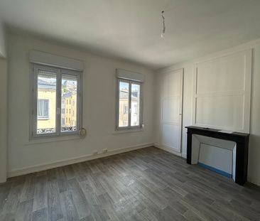 Location Appartement 3 pièces 61m² - Photo 3