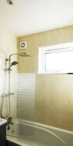 4 bedroom house of multiple occupation to rent - Photo 3