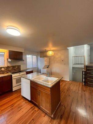 For Lease - 34 Tanager Square, Brampton, Ontario - Photo 1