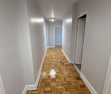 1400 Avenue des Pins Ouest apartment — Montréal, QC (2-Bedroom) - 2 Bedroom - Photo 4