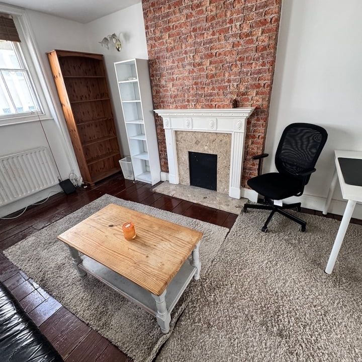 1 Bed Flat, Mornington Crescent, NW1 - Photo 1