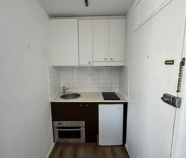 Furnished One Bedroom Unit - Photo 5