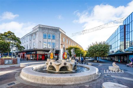 2 bedroom flat to rent - Photo 2