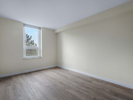 Seaway Tower Apartments - Photo 5