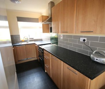 5 bedroom terraced house to rent - Photo 6