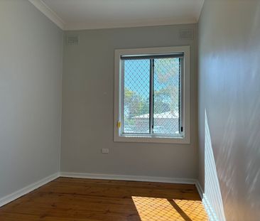 Comfortable Family Home in Elizabeth East - Photo 2