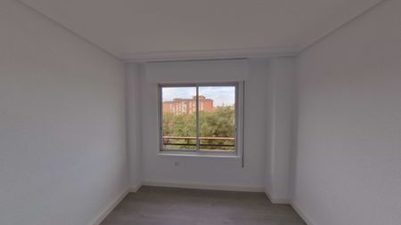 Piso en alquiler, Av San Juan de la Cruz, , M97662 - Photo 2