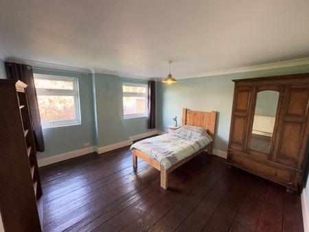 3 bedroom detached house to rent - Photo 5