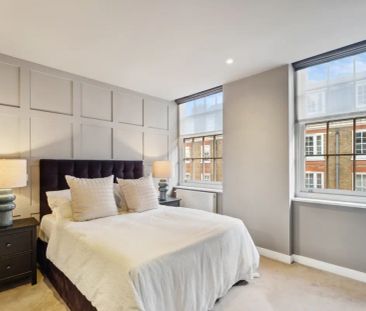 3 bedroom flat in London - Photo 5