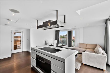 3 bedroom apartment to rent - Photo 4