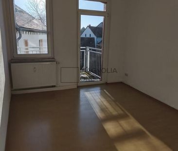 Geräumig & gut gelegen: 4-Zimmer-Wohnung im 2. OG in Gößnitz - Photo 2