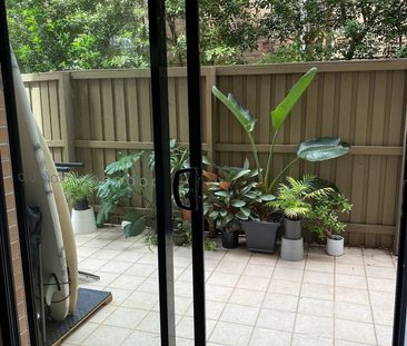 Bondi Beach - Photo 6