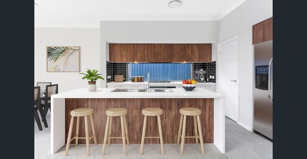 Exquisite Family Home. - Photo 1