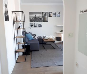 Apartment in Nueva Andalucía, Costa del Sol - Photo 5