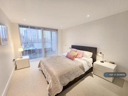 1 bedroom flat to rent - Photo 5